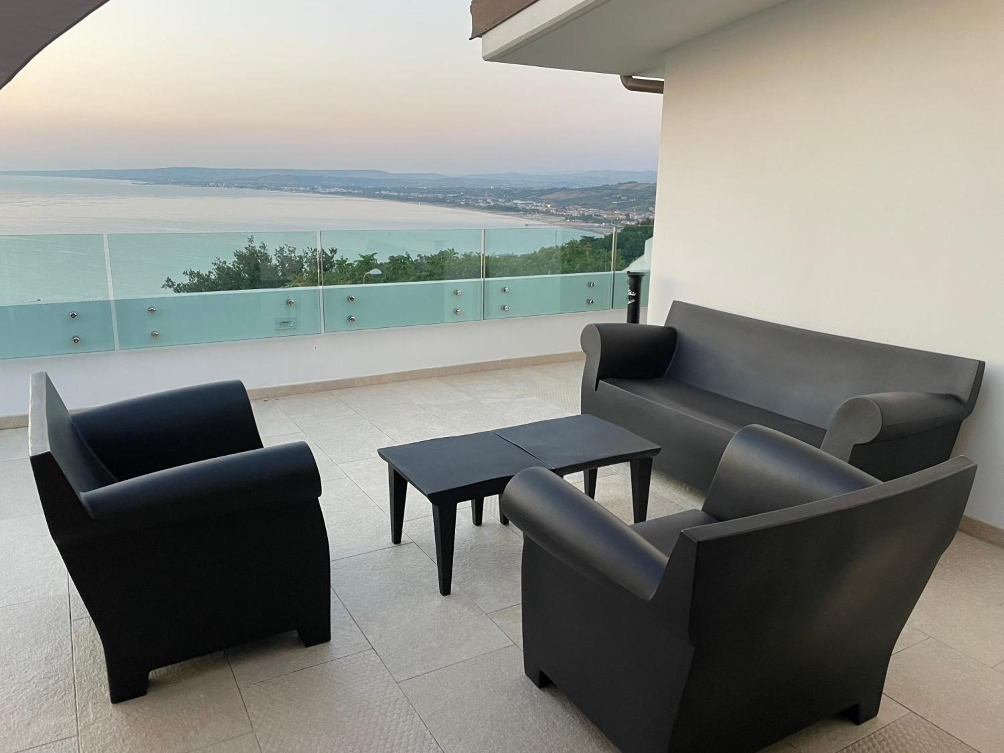 Santa Lucia Home Vasto Extérieur photo